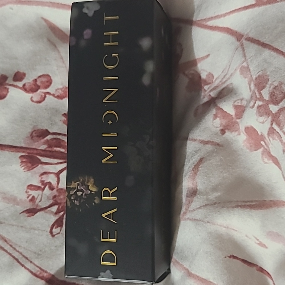 Dear Midnight Set to last  Settings spray 2.02 oz